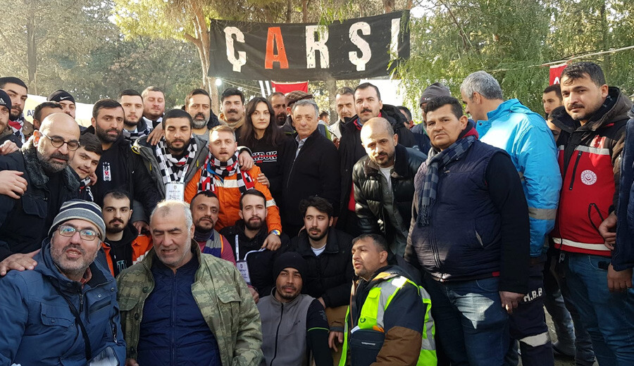 Beşiktaş'ta 2 ayrılık daha... Emrecan Uzunhan sezon sonuna kadar Antalyaspor'a kiralandı Beşiktaş'ta 2 ayrılık daha... Emrecan Uzunhan sezon sonuna kadar Antalyaspor'a kiralandı