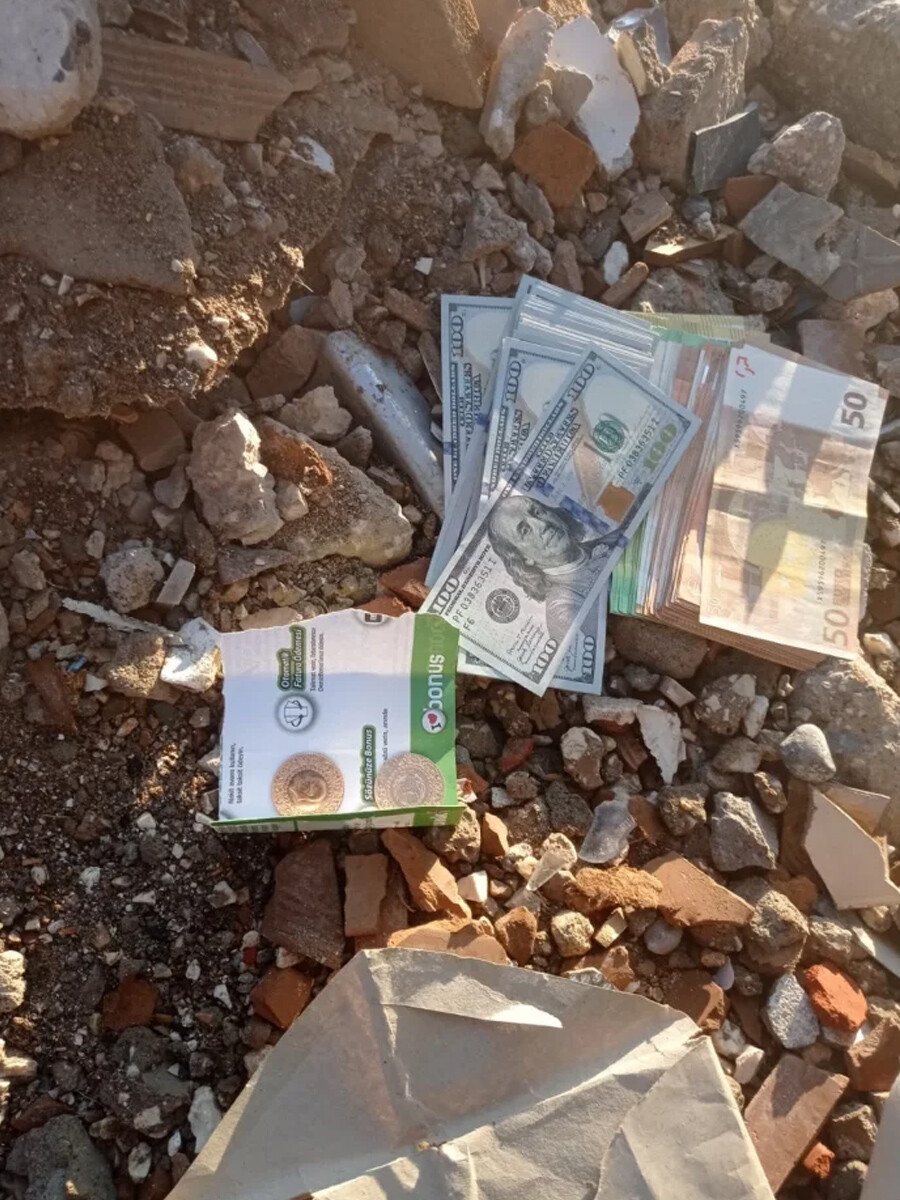 Deprem sonrası sahibi çıkmayan değerli eşya ve paralar Hazine'ye aktarılacak