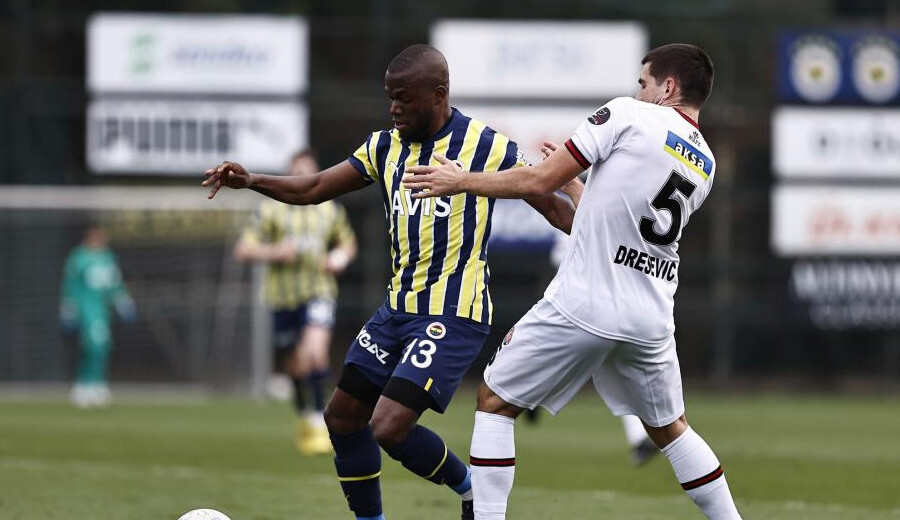 Hazırlık maçı: Fenerbahçe: 4 - Karagümrük: 2 Hazırlık maçı: Fenerbahçe: 4 - Karagümrük: 2
