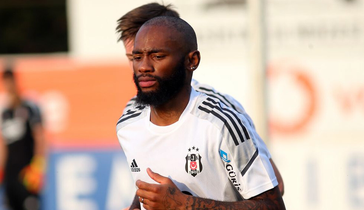 Beşiktaş'ın gözden çıkardığı Georges Kevin N'Koudou Adana Demirspor ile pazarlık masasında Beşiktaş'ın gözden çıkardığı Georges Kevin N'Koudou Adana Demirspor ile pazarlık masasında