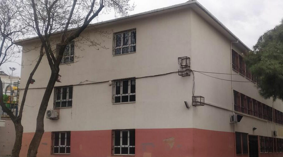 İstanbul Valiliği tahliye kararını duyurmuştu… Küçükçekmece’de taşıma işlemleri başladı