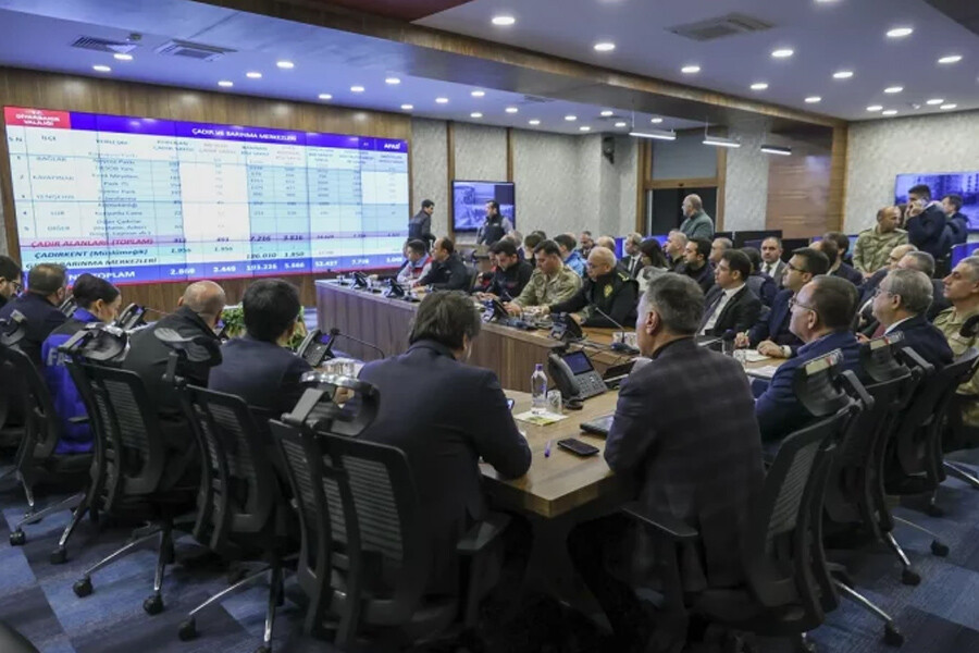 Bakan Bozdağ, Diyarbakır'daki hasar tespit çalışmalarında son durumu açıkladı: 279 komisyon yapıyor