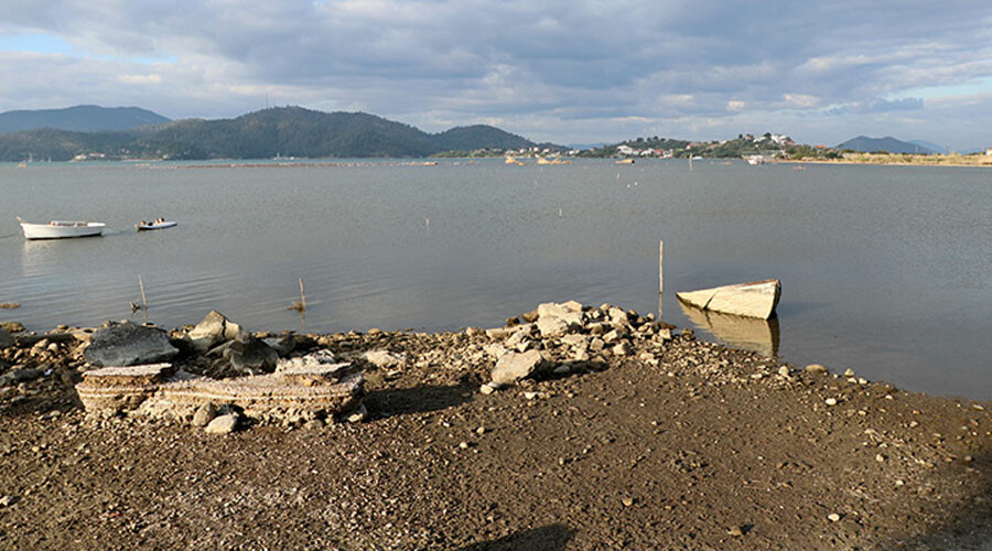Önce Akyaka, şimdi Fethiye... Deniz suyu 10 metre çekildi