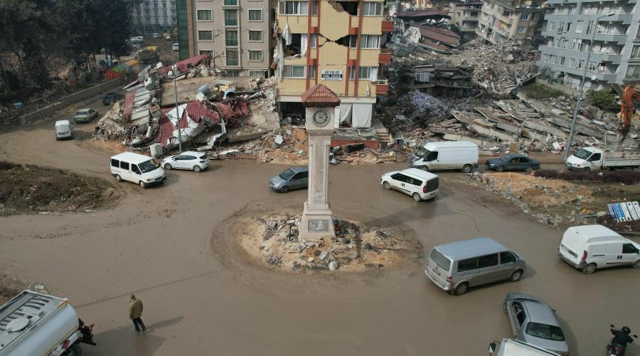 Zamanı durduran deprem: Hatay hayalet şehre döndü
