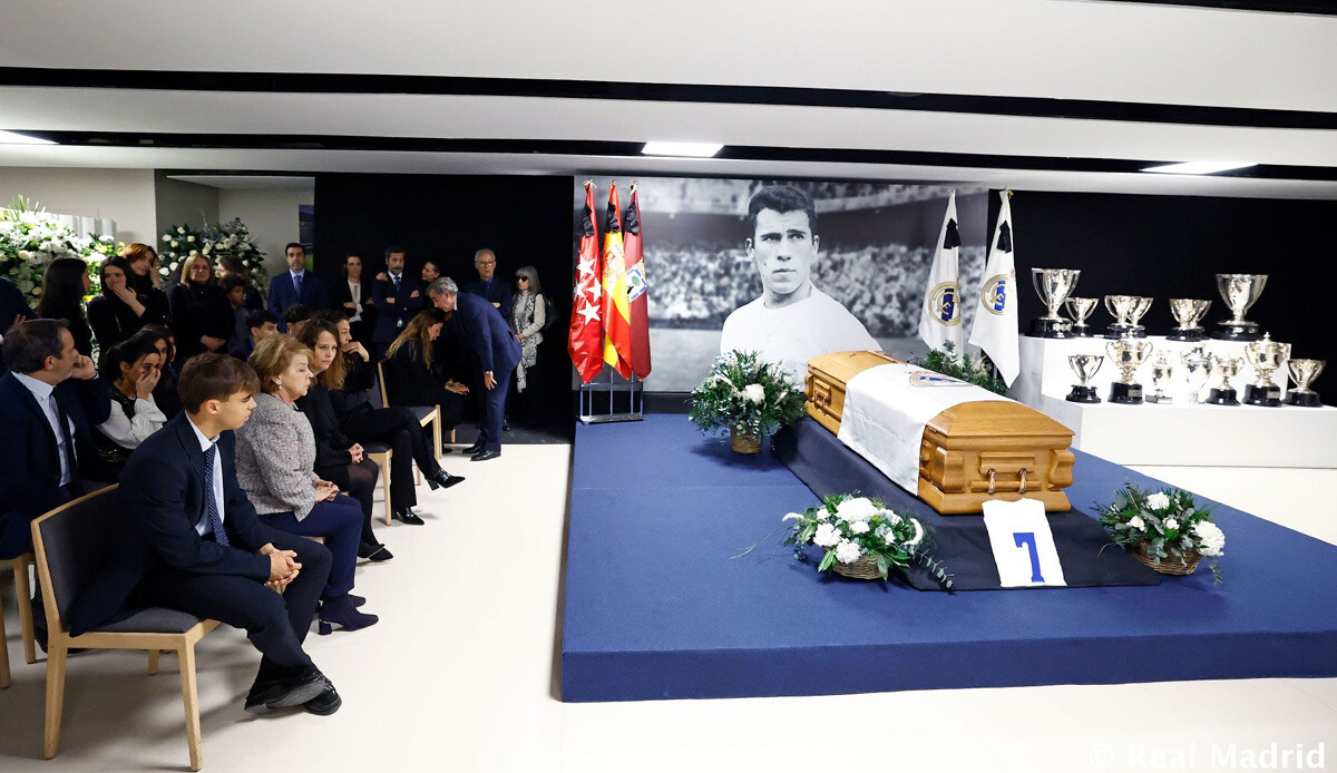 Amancio 83 yaşında vefat etti! Real Madrid efsanesi ve tarihin en büyük golcülerinden biriydi... Amancio 83 yaşında vefat etti! Real Madrid efsanesi ve tarihin en büyük golcülerinden biriydi...