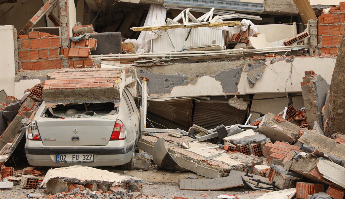 Konut sigorta fiyatları deprem etkisiyle arttı Konut sigorta fiyatları deprem etkisiyle arttı