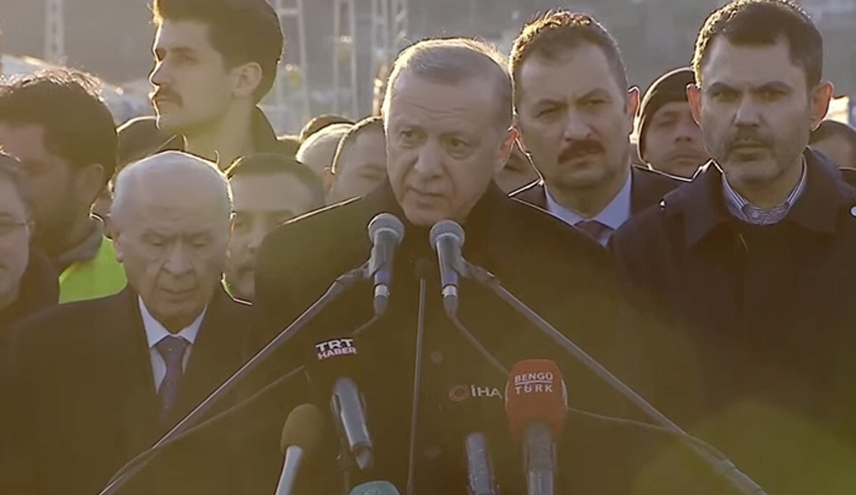 Son dakika... Cumhurbaşkanı Erdoğan'dan Gaziantep'te açıkladı: 11 ildeki sıkıntıları hızla aşacağız Son dakika... Cumhurbaşkanı Erdoğan'dan Gaziantep'te açıkladı: 11 ildeki sıkıntıları hızla aşacağız