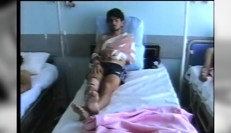 Depremde hayatını kaybeden Taner Savut İzmir'de defnedildi, tabutunu Volkan Demirel taşıdı