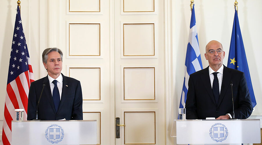 Yunanistan Dışişleri Bakanı Dendias: İlişkilerimizi geliştirmek için başka bir deprem beklememeliyiz