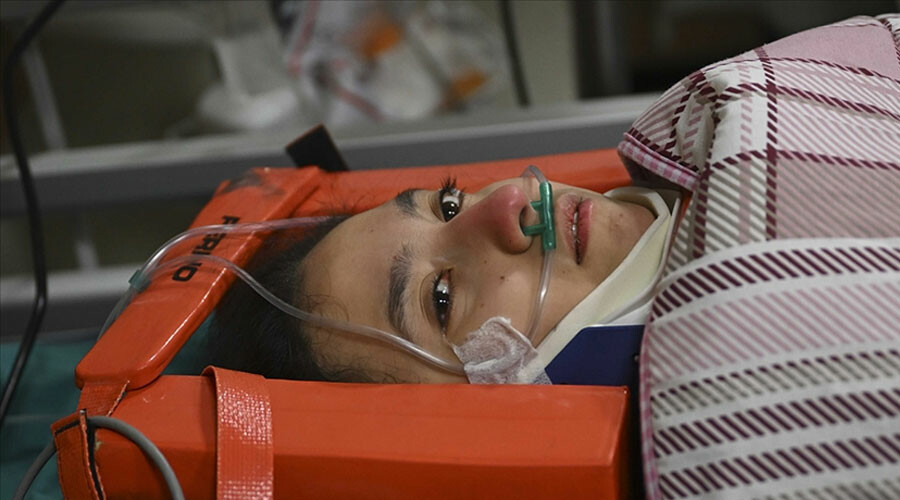 Enkazdan 248 saat sonra çıkartılarak umut olmuştu… Cumhurbaşkanı Erdoğan Aleyna Ölmez’i ziyaret etti