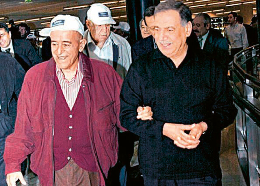 Enver Ağabeysiz 10 yıl geride kaldı... Hayat hayaldir düsturuyla yaşadı