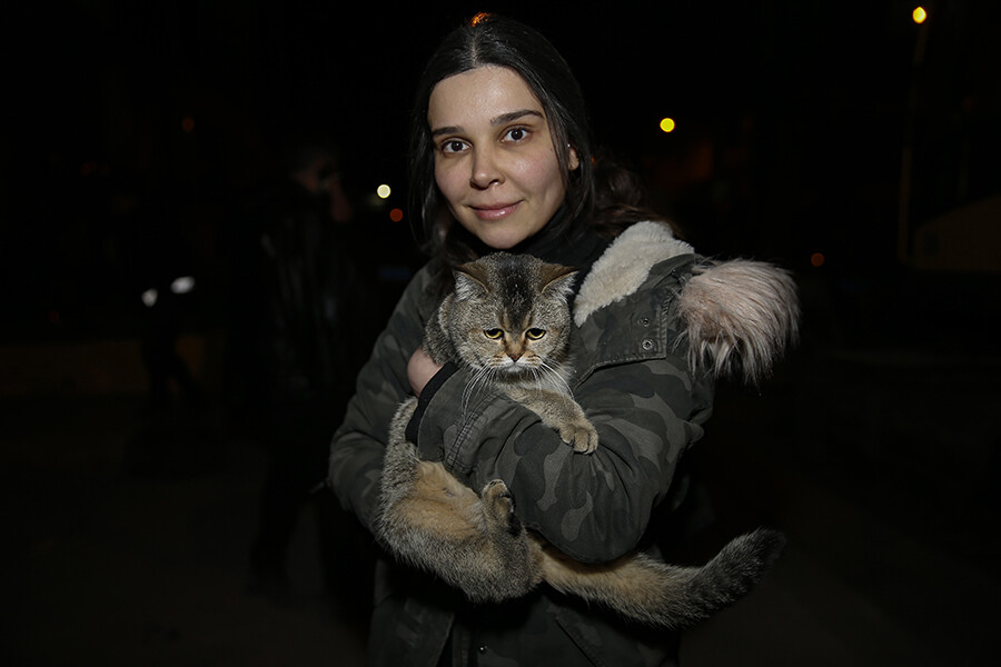 Diyarbakır'da kedi kurtarma operasyonu: Yıkım durdu, askeri helikopter geldi