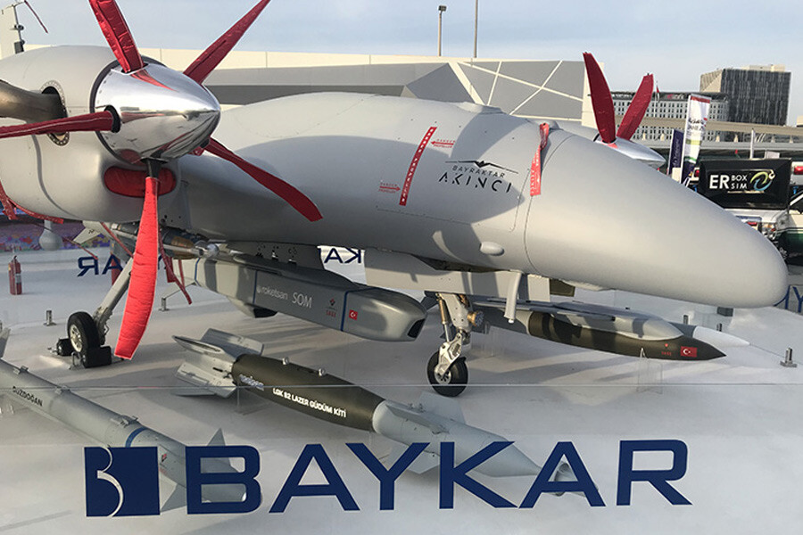 BAYKAR vitrine çıkardı: Bayraktar  Akıncı TİHA yurt dışına ilk adımını attı BAYKAR vitrine çıkardı: Bayraktar  Akıncı TİHA yurt dışına ilk adımını attı