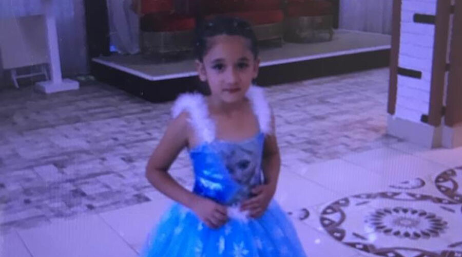 Anlattıklarına yürek dayanmaz! Ailesini enkaz altında kaybetti: Ölen kızım evcilik oynadığımızı sanıyordu Anlattıklarına yürek dayanmaz! Ailesini enkaz altında kaybetti: Ölen kızım evcilik oynadığımızı sanıyordu