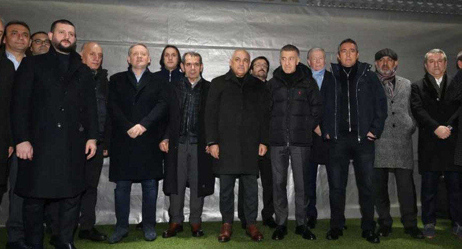 Arsene Wenger'den depremzedeler için bağış çağrısı... 