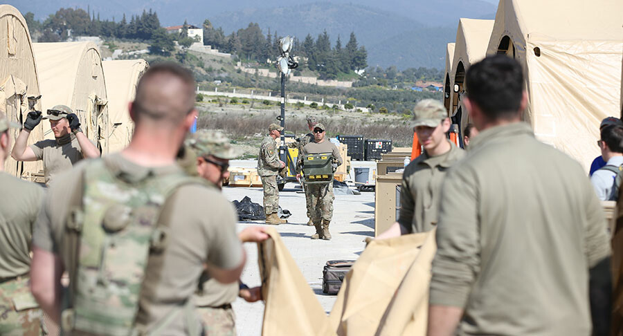 ABD askerleri, Hatay'a sahra hastanesi kuruyor