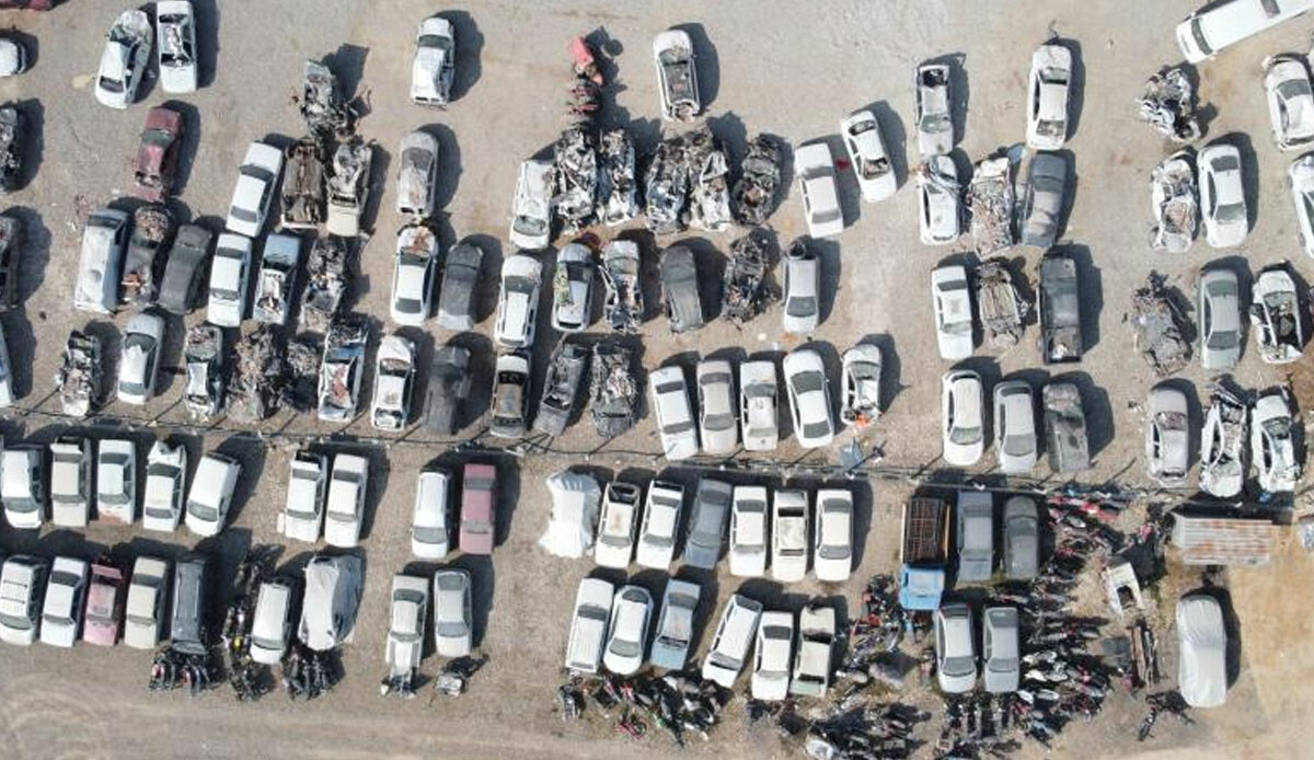 Adıyaman’da araç mezarlığı: Onlarcası enkaz altında kaldı Adıyaman’da araç mezarlığı: Onlarcası enkaz altında kaldı
