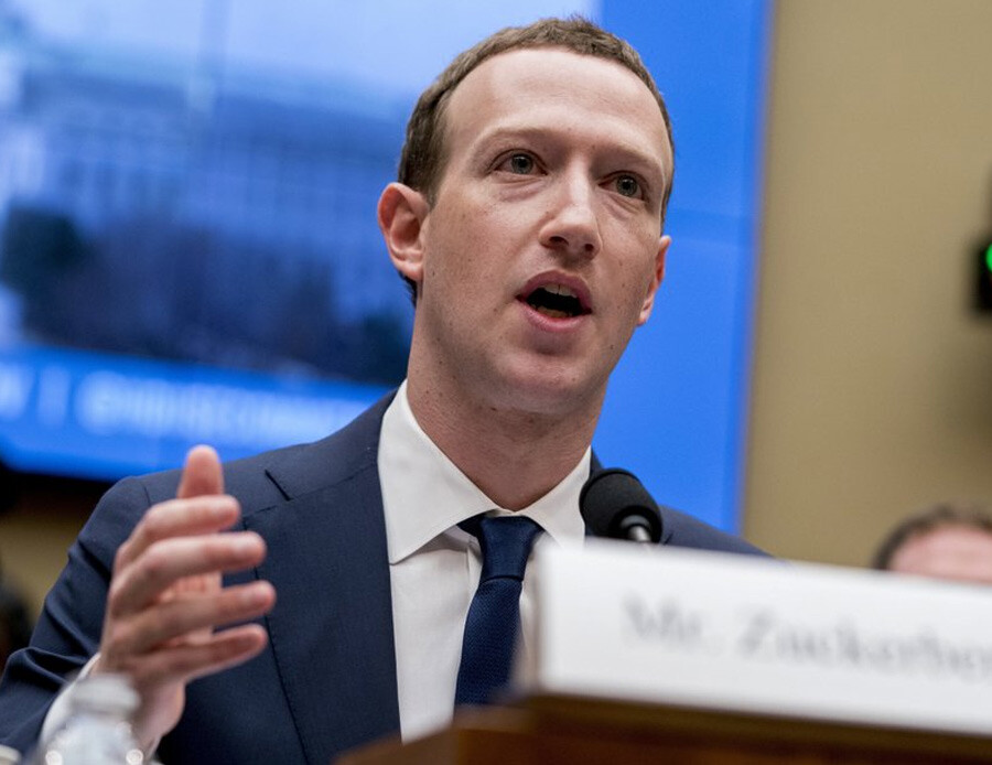 <p>Mark Zuckerberg ayrıca, sosyal medya devinin gelişmekte olan alandaki çalışmaları arttırmasına yardımcı olmak için üretken AI ekiplerini tek bir grupta topladığını da sözlerine ekledi. Meta CEO’su daha fazla ayrıntı vermezken daha yapacak çok işleri olduğunu vurguladı. </p>