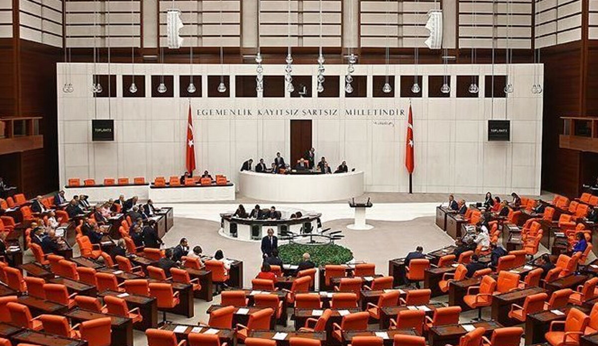 Deprem arası bitti, Meclis’te EYT günü Deprem arası bitti, Meclis’te EYT günü