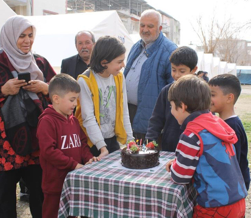 10 yaşındaki çocuktan Kızılay’a duygulandıran bağış: Bütün çocuklar yesin 10 yaşındaki çocuktan Kızılay’a duygulandıran bağış: Bütün çocuklar yesin - 1. Resim