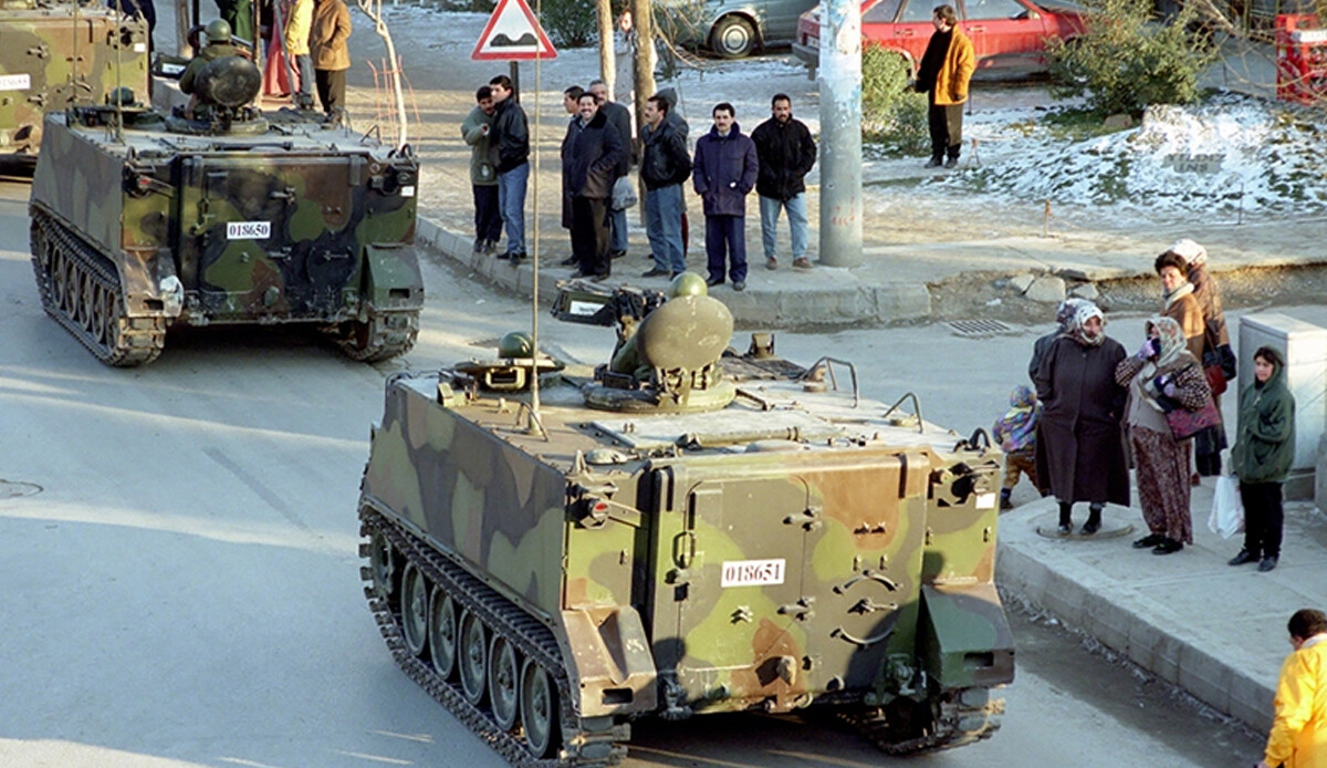 28 Şubat darbesinin 26. yılı: Darbecilerin zulmü asla unutulmayacak 28 Şubat darbesinin 26. yılı: Darbecilerin zulmü asla unutulmayacak