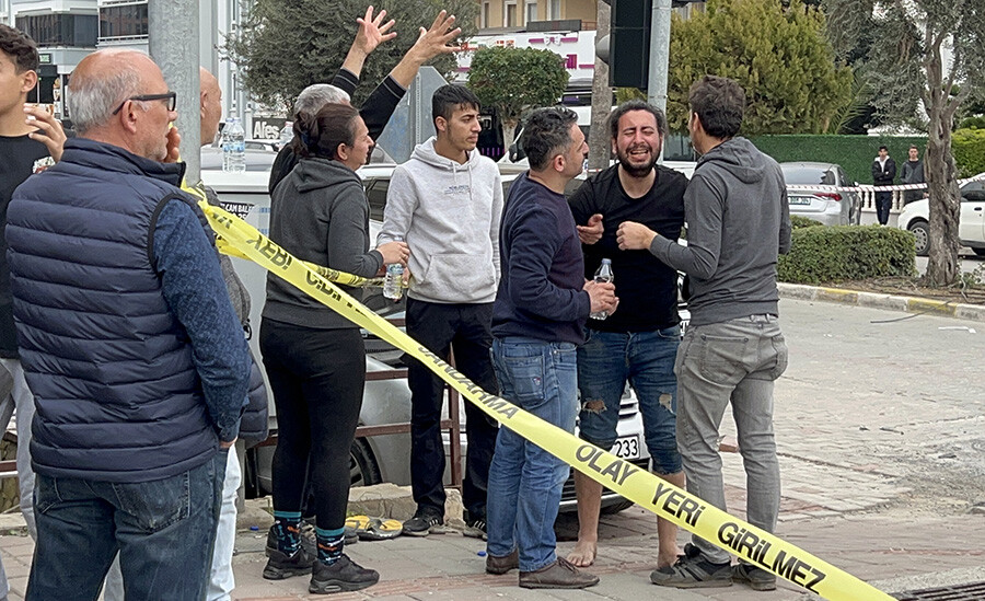 Alanya'dan kahreden haber: Depremden kaçtılar, kazada öldüler Alanya'dan kahreden haber: Depremden kaçtılar, kazada öldüler