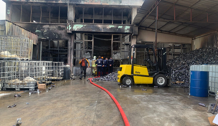 Son dakika! Ankara'da korkutan fabrika yangını: Ölü ve yaralılar var Son dakika! Ankara'da korkutan fabrika yangını: Ölü ve yaralılar var