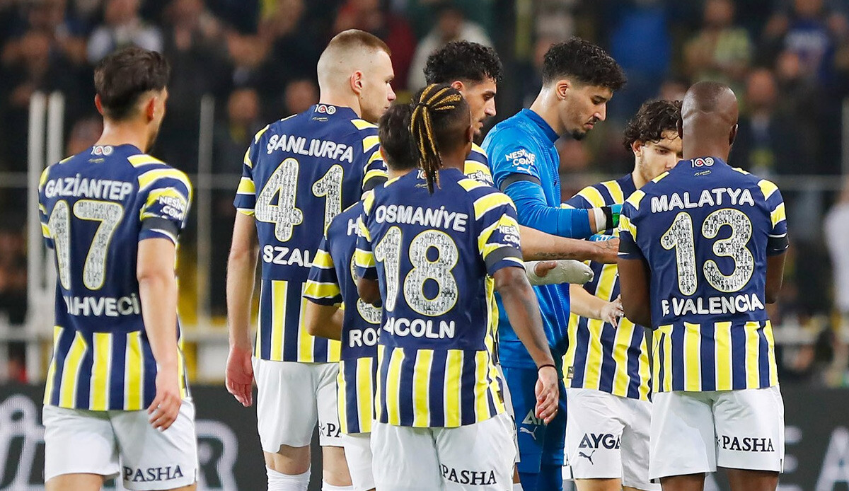 Fenerbahçe Kayserispor&#039;a konuk oluyor! 8 oyuncu ceza sınırında bulunuyor