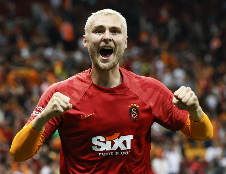 Galatasaray'dan tarihe geçecek transfer satışı! 100 milyon euro kasaya girecek Galatasaray'dan tarihe geçecek transfer satışı! 100 milyon euro kasaya girecek