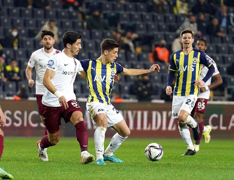 Arda Güler imzalıyor! Genç yıldızın sözleşmesindeki madde kaldırılıyor