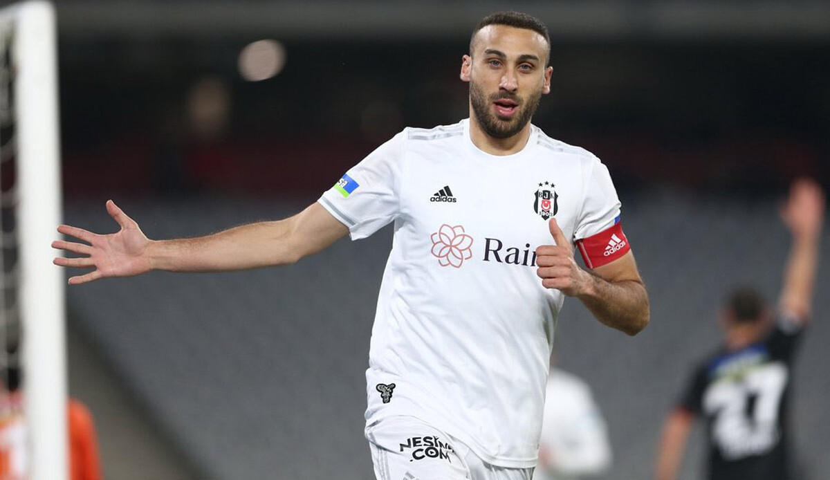 Cenk Tosun&#039;a sürpriz talip! Milli golcü Beşiktaş&#039;tan ayrılıyor mu?