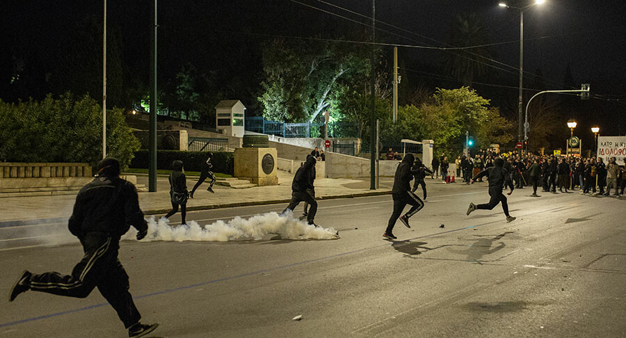 Yunanistan'daki tren kazasında hayatını kaybedenler için eylem yapıldı