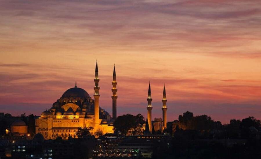 BERAT KANDİL DUASI | Berat Kandili'nde nasıl dua etmeli neler yapılmalı? Berat gecesinde hangi sureler dualar okunur?