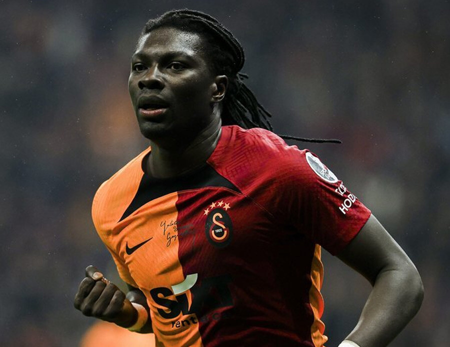 Barthelemy Constantin, Bafetimbi Gomis transferini itiraf etti Barthelemy Constantin, Bafetimbi Gomis transferini itiraf etti