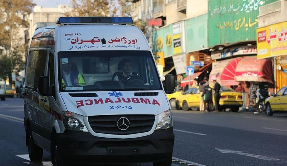 İran'da zehirlenme vakalarında artış: İki eyalette onlarca öğrenci daha zehirlendi İran'da zehirlenme vakalarında artış: İki eyalette onlarca öğrenci daha zehirlendi