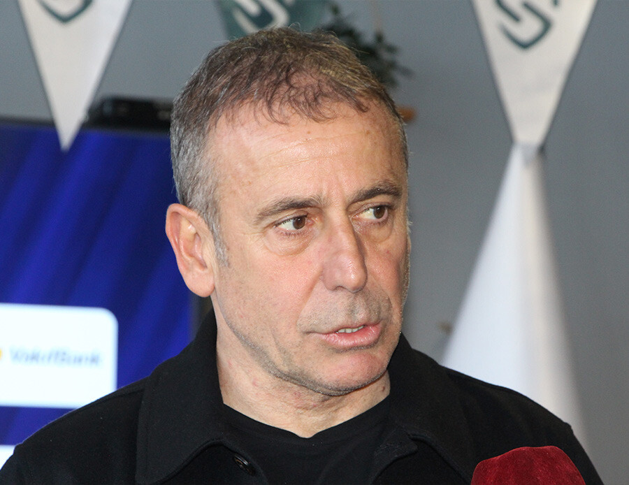 Abdullah Avcı Trabzon şehrine bu sözlerle veda etti: Trabzon'da ilk defa böyle... Abdullah Avcı Trabzon şehrine bu sözlerle veda etti: Trabzon'da ilk defa böyle...
