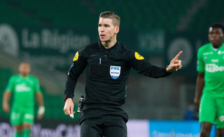 François Letexier nereli kimdir? Fenerbahçe Sevilla hakemi kim kaç yaşında? François Letexier nereli kimdir? Fenerbahçe Sevilla hakemi kim kaç yaşında?