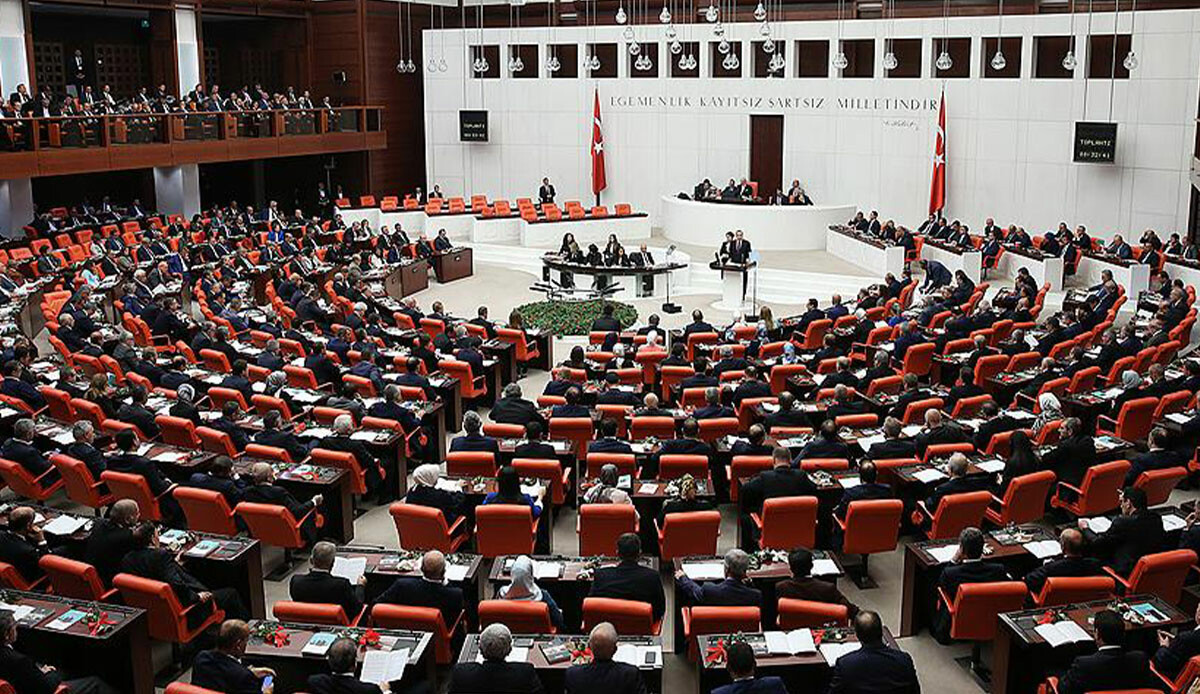 Yedinci yargı paketi Meclis&#039;e sunuldu: Annelerin infazı ertelenecek, kirada arabuluculuk zorunluluğu gelecek