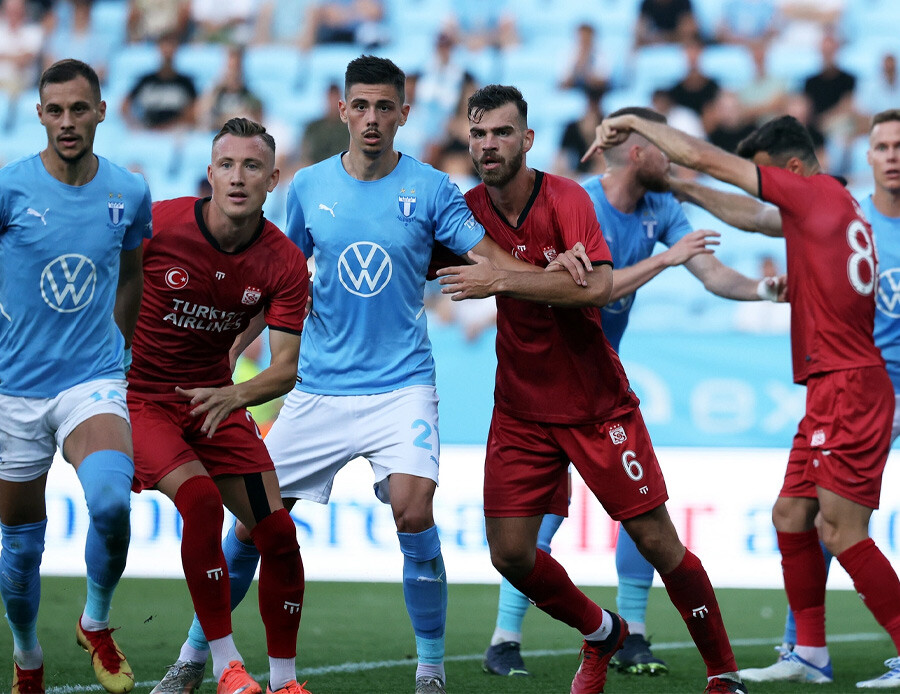 Şampiyonlar Ligi için kritik gece... Fenerbahçe, Sivasspor ve Başakşehir tarihi fırsatı kaçırmak istemiyor! UEFA sıralamasında yükselmek kaç puan gerekli? Şampiyonlar Ligi için kritik gece... Fenerbahçe, Sivasspor ve Başakşehir tarihi fırsatı kaçırmak istemiyor! UEFA sıralamasında yükselmek kaç puan gerekli?