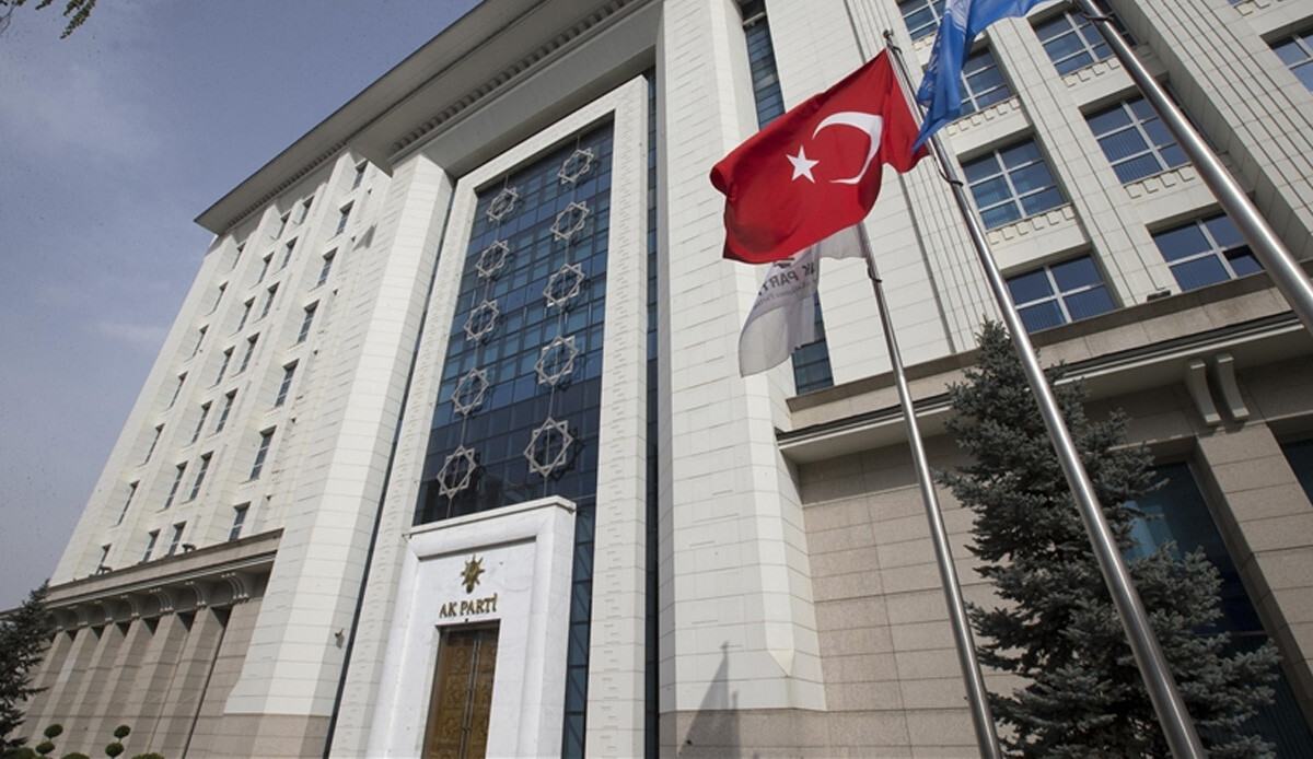 Son dakika... AK Parti&#039;den Yeniden Refah Partisi&#039;ne ziyaret