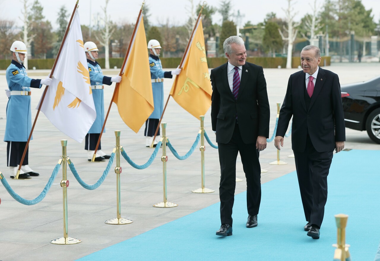 Cumhurbaşkanı Erdoğan, TDT Genel Sekreteri Kubanıçbek Ömüraliyev’i kabul etti Cumhurbaşkanı Erdoğan, TDT Genel Sekreteri Kubanıçbek Ömüraliyev’i kabul etti
