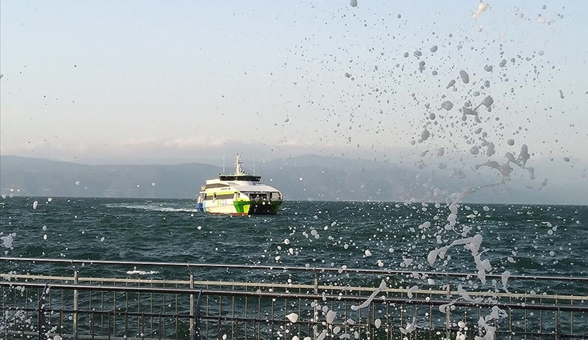 Bursa-İstanbul hattında deniz otobüsü seferi iptal oldu Bursa-İstanbul hattında deniz otobüsü seferi iptal oldu