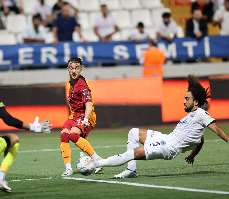 Galatasaray - Kasımpaşa (25. Hafta)  Okan Buruk ilk 11'ini belirledi Galatasaray - Kasımpaşa (25. Hafta)  Okan Buruk ilk 11'ini belirledi