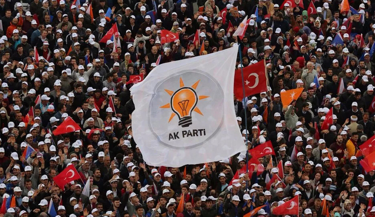 AK Parti adaylık başvuru ücreti için öngörülen miktar belli oldu AK Parti adaylık başvuru ücreti için öngörülen miktar belli oldu