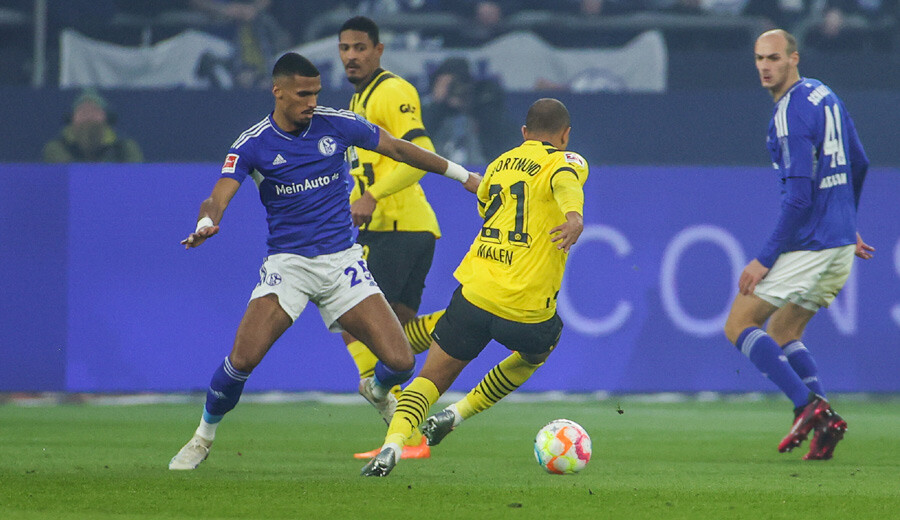 Schalke 04 - Borussia Dortmund (2-2 Özet) Ruhr derbisinde Kenan Karaman şov! Schalke 04 - Borussia Dortmund (2-2 Özet) Ruhr derbisinde Kenan Karaman şov!
