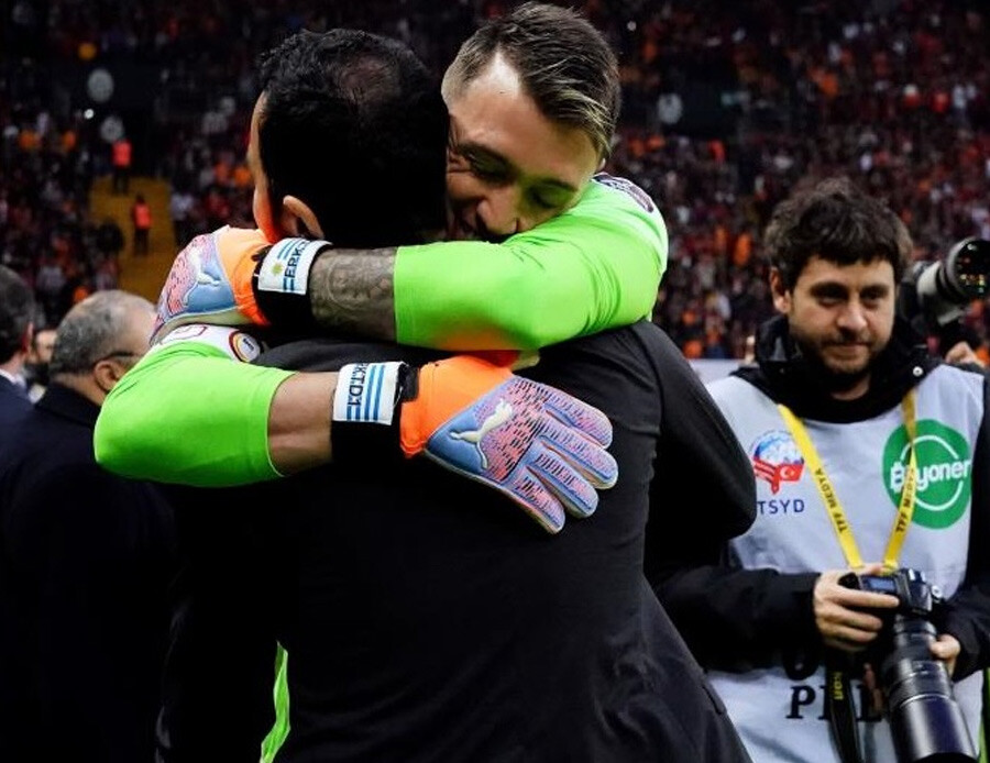 Selçuk İnan Galatasaray - Kasımpaşa maçı sonrası itiraf etti: Demedim desem yalan olur Selçuk İnan Galatasaray - Kasımpaşa maçı sonrası itiraf etti: Demedim desem yalan olur