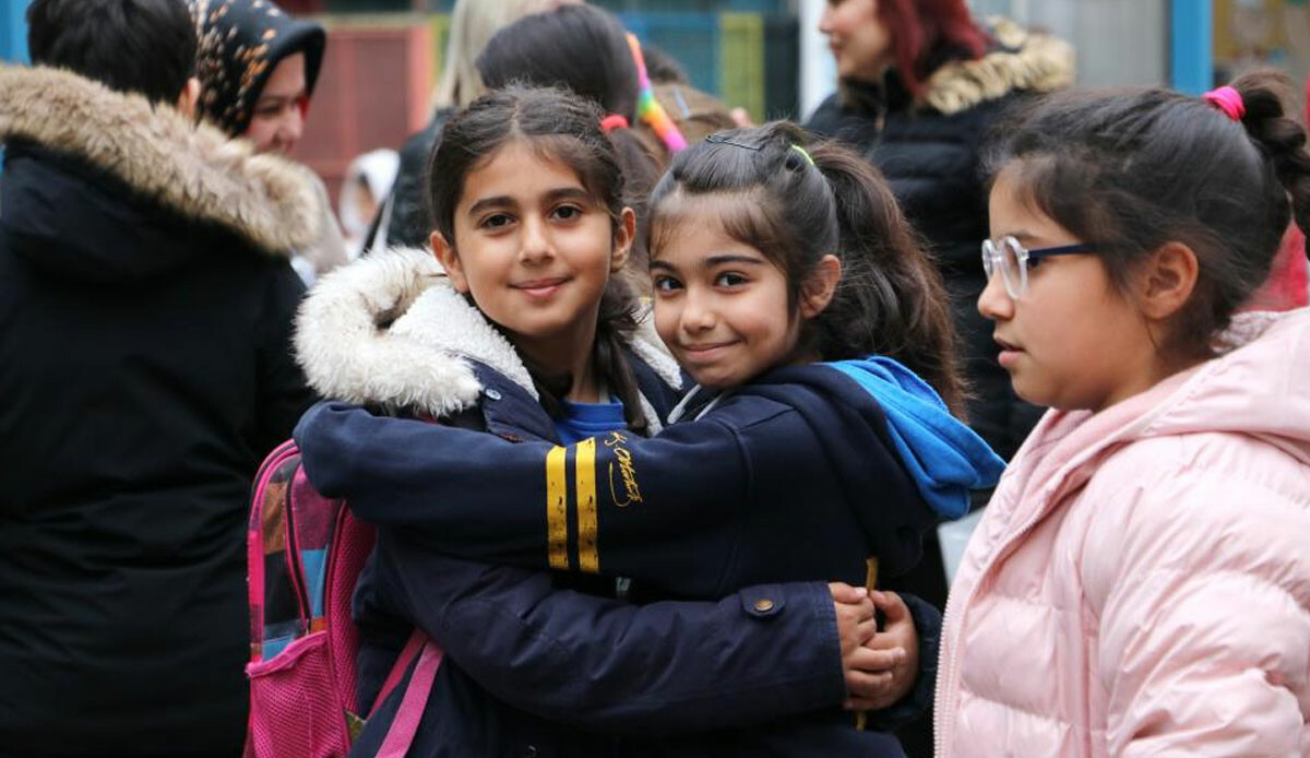 Deprem sonrası Adana’da da eğitime yeniden başlandı Deprem sonrası Adana’da da eğitime yeniden başlandı