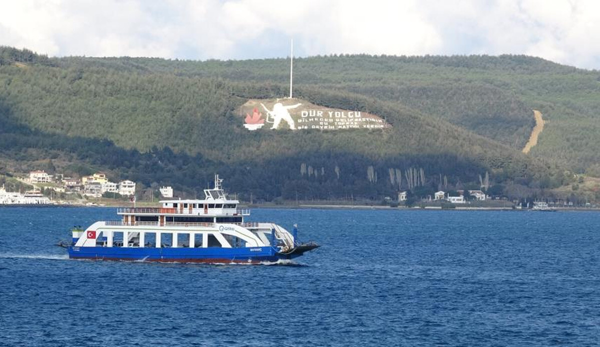 Feribot yolculuğu yapacaklar dikkat! Bozcaada’ya fırtına nedeniyle bazı seferler iptal edildi Feribot yolculuğu yapacaklar dikkat! Bozcaada’ya fırtına nedeniyle bazı seferler iptal edildi