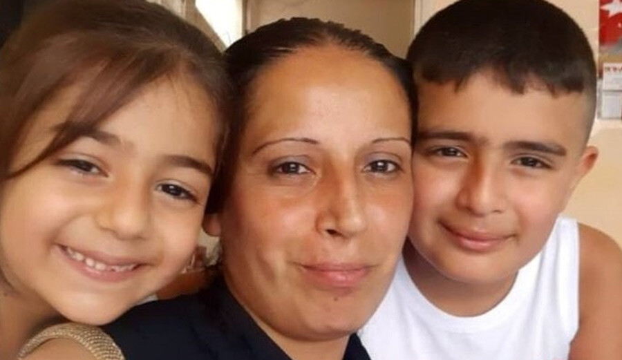 Enkaz altındaki son konuşmayı gözyaşlarıyla anlattı: Anne seni seviyorum, ben ölürsem ağlama... Enkaz altındaki son konuşmayı gözyaşlarıyla anlattı: Anne seni seviyorum, ben ölürsem ağlama...