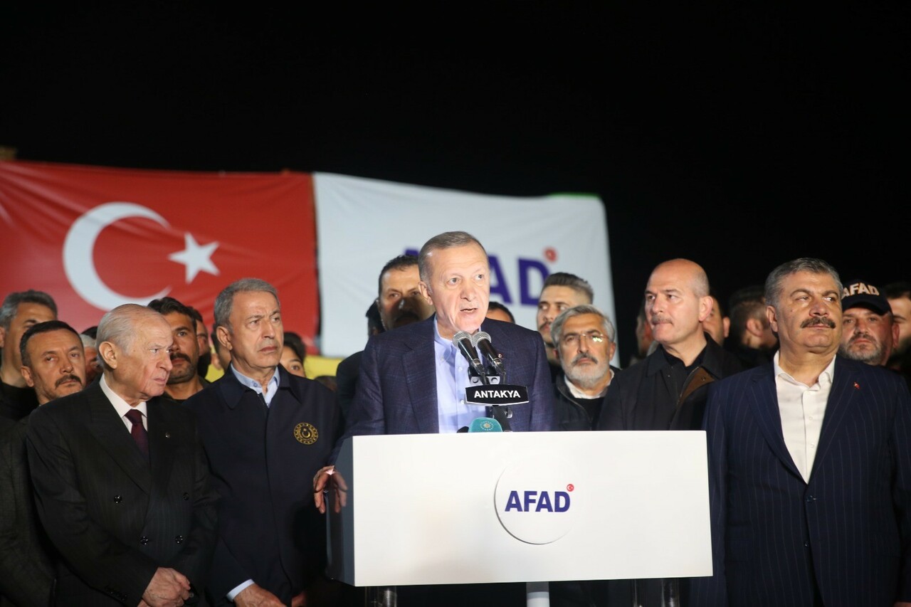 Cumhurbaşkanı Erdoğan: Afetleri yaşamayanlar fitne fesat uyduruyor Cumhurbaşkanı Erdoğan: Afetleri yaşamayanlar fitne fesat uyduruyor